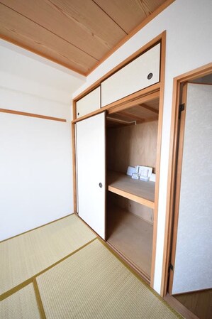 エーヴィゲス市川の物件内観写真